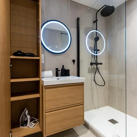 Huiliers Cosy Spot - Hyper Centre Apartment *